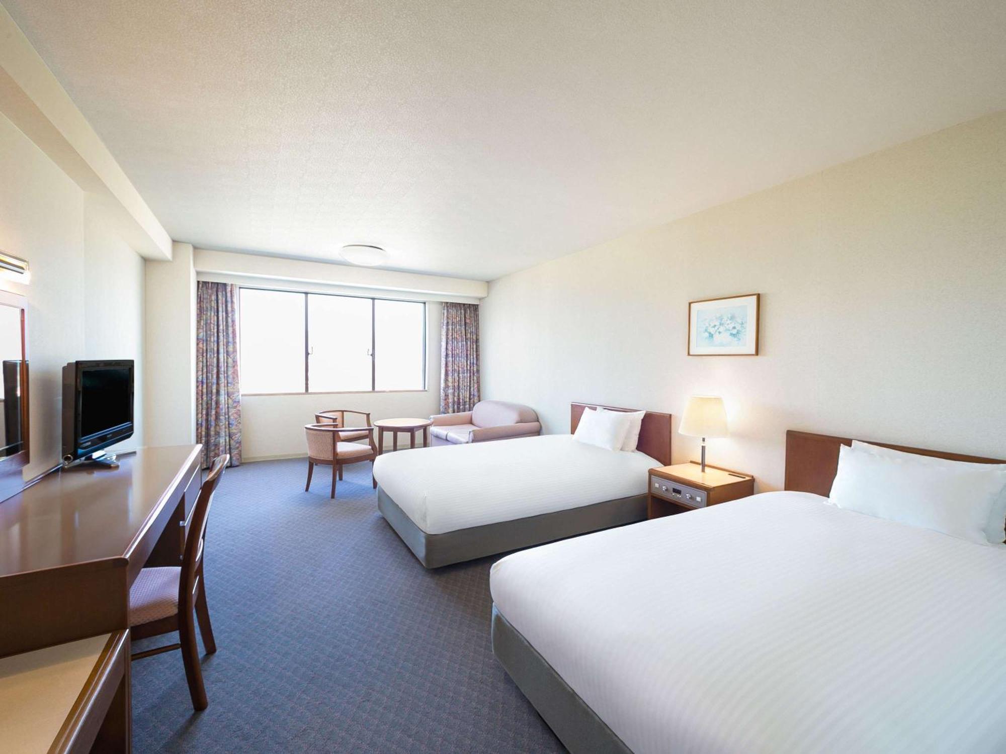 Hotel Mercure Saga 3*